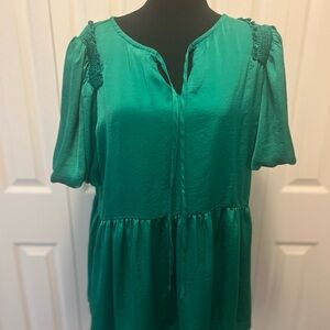 JODIFL Green Blouse with Tie Neck